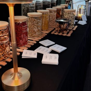 Tea apothecary bar mote